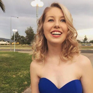 Meet your Posher, Grace